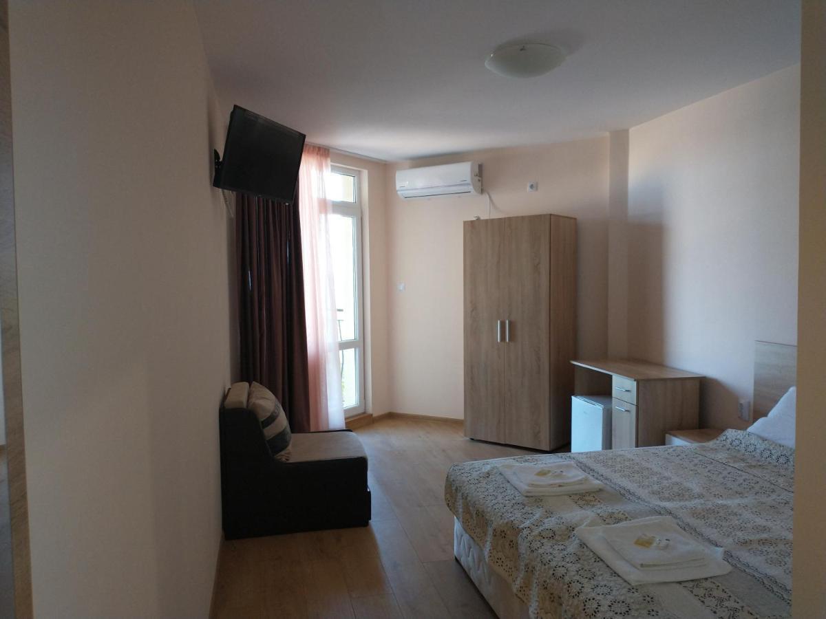 Aura Family Hotel Ράβντα Εξωτερικό φωτογραφία